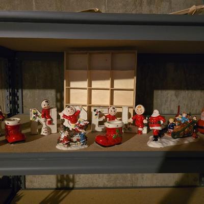 VINTAGE CHRISTMAS DECORATIONS