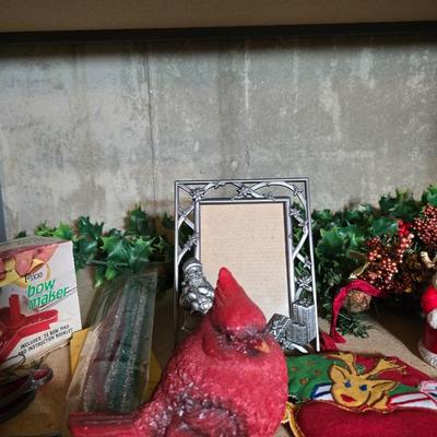 MORE VINTAGE CHRISTMAS DECORATIONS