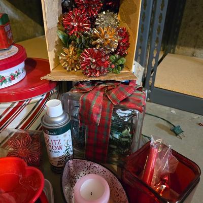 MORE CHRISTMAS DECORATIONS