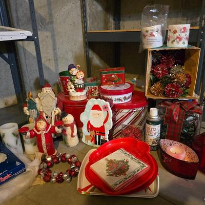 MORE CHRISTMAS DECORATIONS