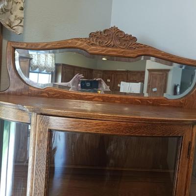 GORGEOUS ANTIQUE CURVED GLASS DISPLAY CABINET