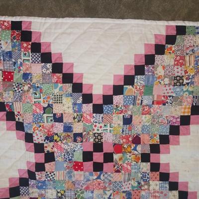 HANDMADE QUILT 84 X 87