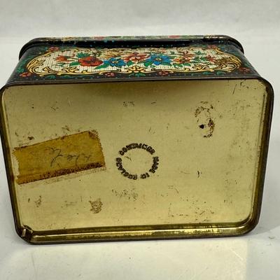 Sale Photo Thumbnail #45: In fair to good condition, see photos.