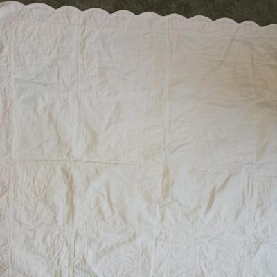 SMALLER HANDMADE BABY QUILT