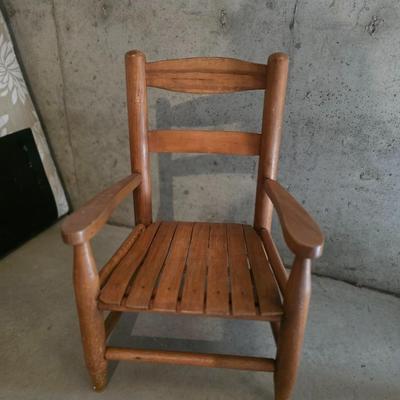 VINTAGE SOLID WOOD CHILD'S CHAIR & A FOLDING CHILD'S CHAIR