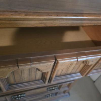 5 DRAWER CHEST