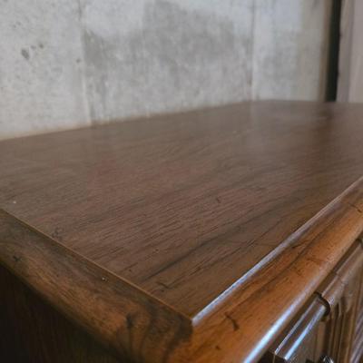 5 DRAWER CHEST