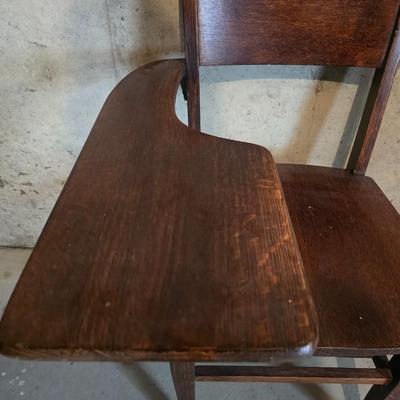 VINTAGE CHILD'S SCHOOL DESK