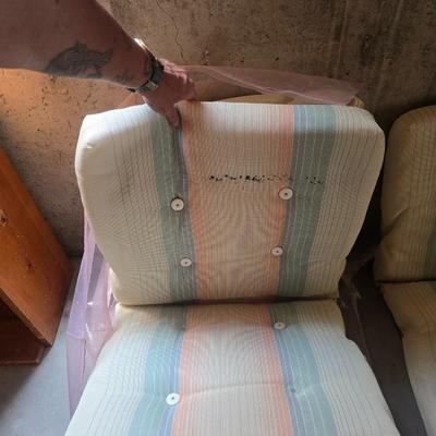 4 PATIO CHAIR CUSHIONS