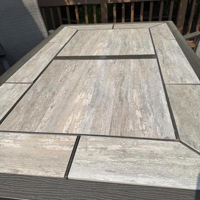 Outdoor Set, 1 yr old, pd $800