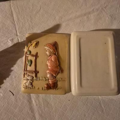MUSICAL POWDER BOX, PORCELAIN FLOWER BOUQUET AND MORE