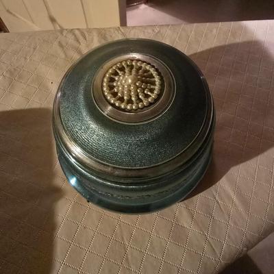 MUSICAL POWDER BOX, PORCELAIN FLOWER BOUQUET AND MORE
