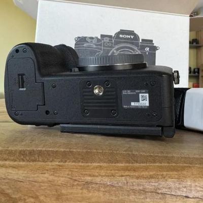 Sony A1 II 50MP Mirrorless Camera Body – Full Set