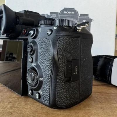 Sony A1 II 50MP Mirrorless Camera Body – Full Set
