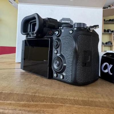 Sony A1 II 50MP Mirrorless Camera Body – Full Set