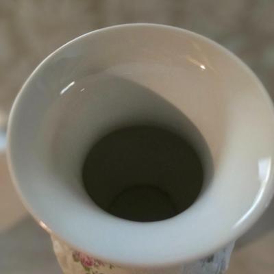 KAISER PORCELAIN VASE, MILK GLASS VASE AND MORE
