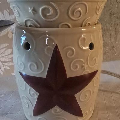 IRON CANDLE HOLDER AND SCENTSY SCENTED WAX BURNER