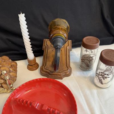 Vintage Items, Red ash trays