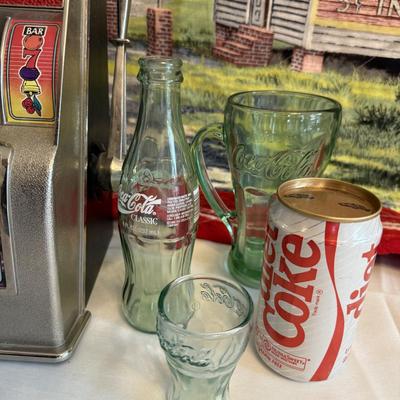 LeBanque slot machine w/COKE items & throw,