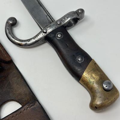 Sale Photo Thumbnail #105: Original antique French Model 1874 “Gras” bayonet, manufactured at the famous St. Etienne arsenal. c. 1877
