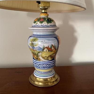 871 Vintage Hand-painted Italian Deruta Pottery Lamp