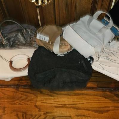 Sale Photo Thumbnail #896