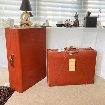 881 Pair of Towne Matching Leather Suitcases with Irish Linen Linings