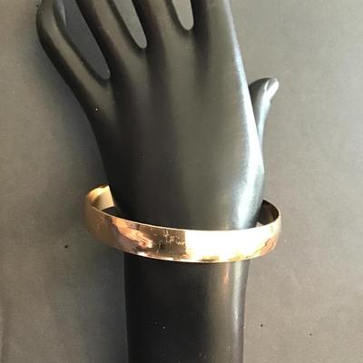 Sale Photo Thumbnail #162: Gold tone, fashion bracelet. Please see attached photos.