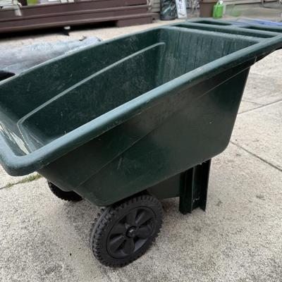 Garden wheelbarrow