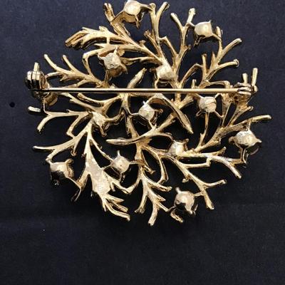 Beautiful Gold tone multi colored rhinestone brooch