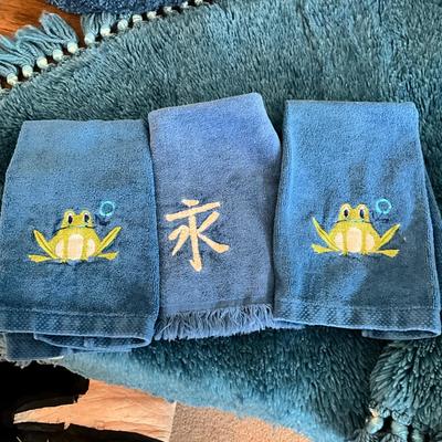 892 Large Lot of Blue and Aqua Towel Lot
