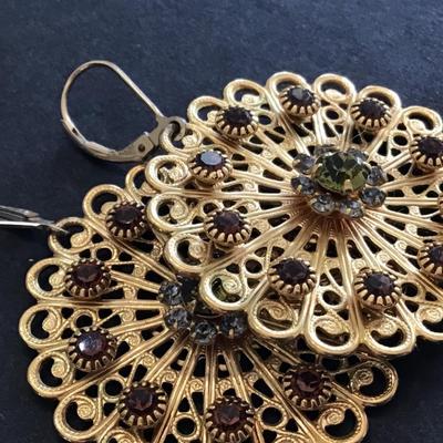 Beautiful Rhinestone Vintage Earrings
