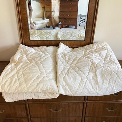 896 Pair of Quilted Twin Bed Spreads