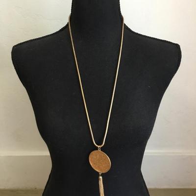 Cute medallion tassel fashion, necklace