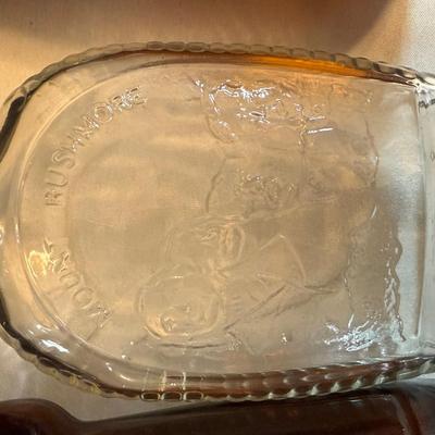 Vintage Mrs Butterworth glass bottles and Mt Rushmore glass bottle