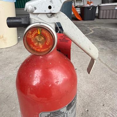 Fire extinguisher