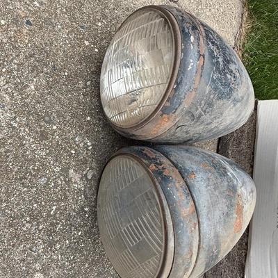 Vintage vehicle lights
