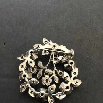 Beautiful, vintage multicolored, rhinestone, cluster flower brooch