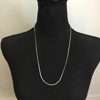 Very nice gunmetal, gray chain necklace vintage