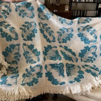 706 Hand Crocheted Double/Full Aqua & White Bedspread