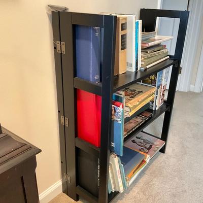 709 Collapsible Wooden Bookshelf