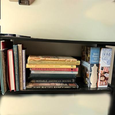 711 Lot of Home Decor Books