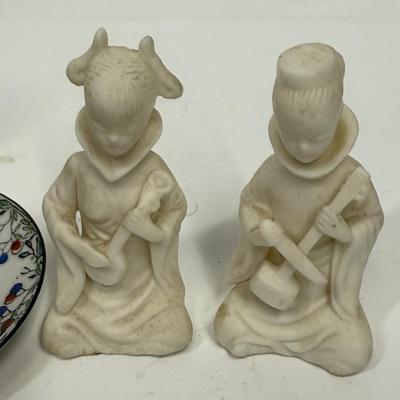 Sale Photo Thumbnail #173: In fair to good used condition. One of the figurines has been reglued on the back of head. And one saucer has small chip.