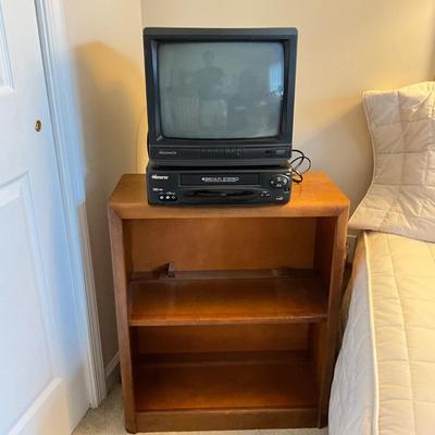 718 Magnavox Television with VHS Player & Two Tier Bookshelf