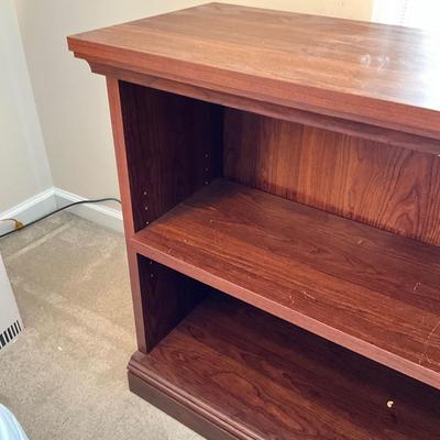 723 Bookshelf with Adjustable Shelves