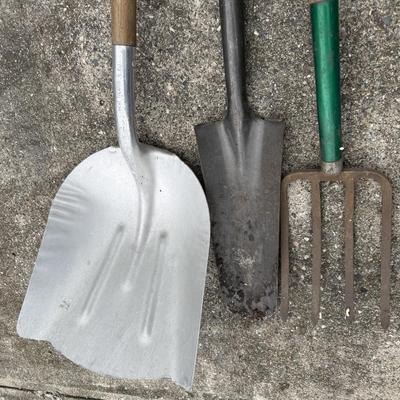 Yard tools