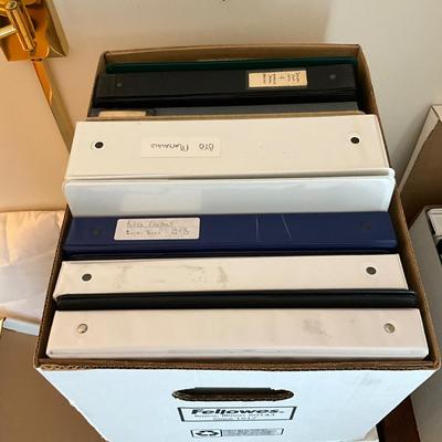 724 7 Boxes of 3-Ring Binders