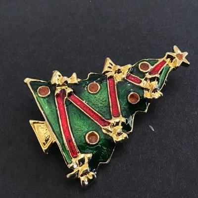 Enamel Holiday Christmas Brooch