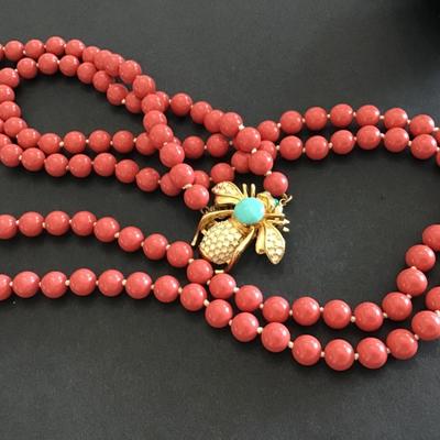 Boca Bee Coral Strand Glass Beaded Stella a Dot. Nice