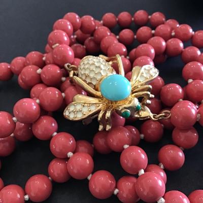 Boca Bee Coral Strand Glass Beaded Stella a Dot. Nice